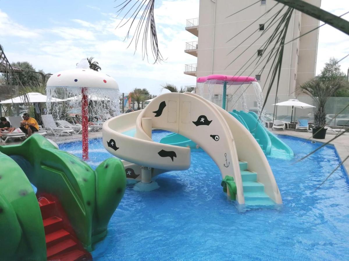 Greenview Alezzi Beach Resort Navodari Exterior photo